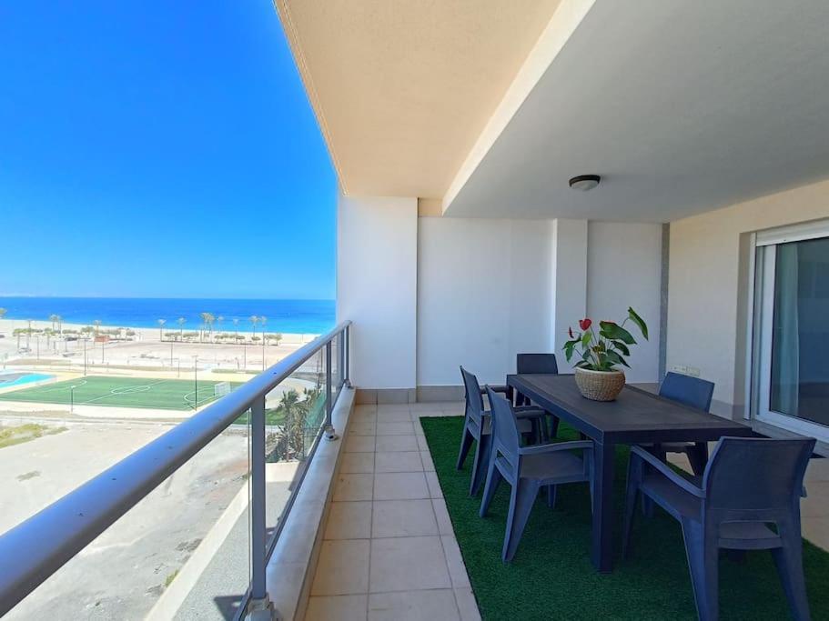 Mar Y Sal 11 Suites, Gran Terraza Con Vistas Al Mar, 2 Hab Y Piscina Roquetas de Mar Exterior foto